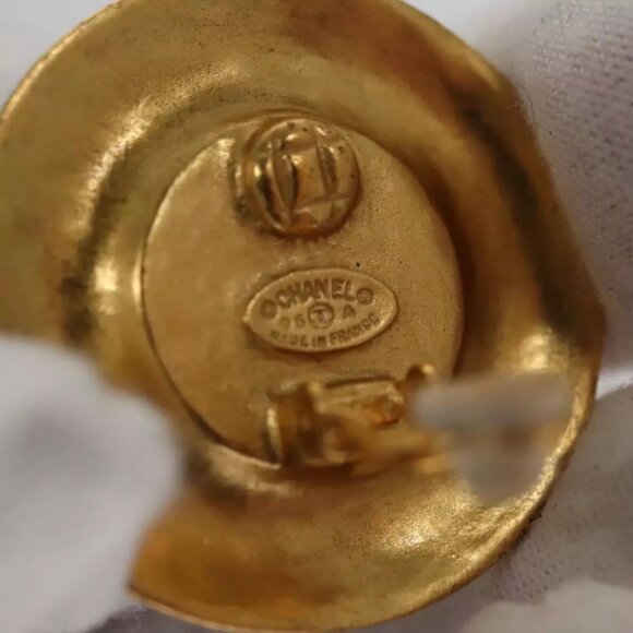 CHANEL Earring metal Gold CC Auth - Picture 10 of 12
